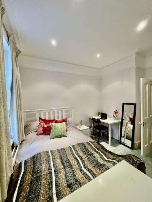 Spacious Flat With Huge Patio In Central Londres